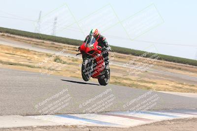 media/Aug-04-2024-TrackDaz (Sun) [[e1ff0814b6]]/Group A/12pm (Wheelie Bump)/